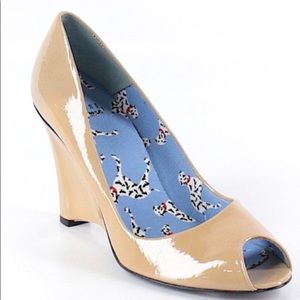 Stuart Weitzman Nude wedges